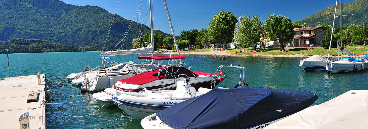 Camping en Hotel met boot plaatsen en boeien Domaso Comomeer Stalling Jollen en catamaran